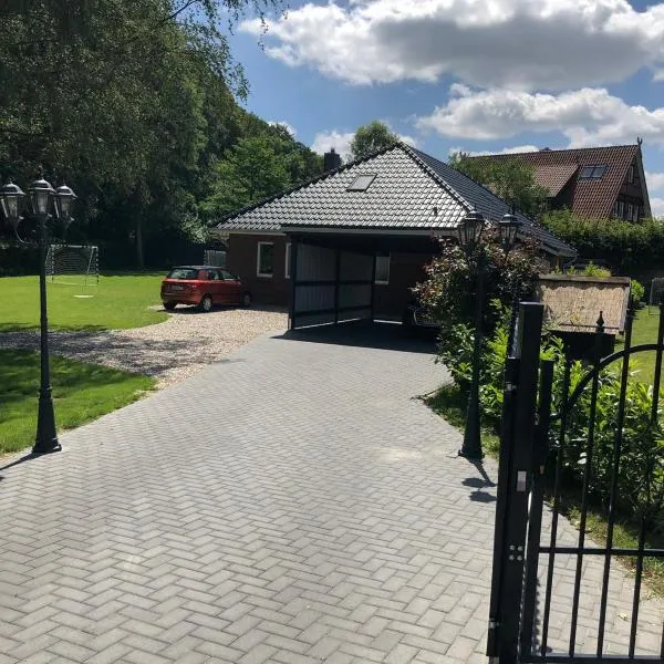 Ferienhaus Bäk-Ratzeburg, hotel in Berkenthin