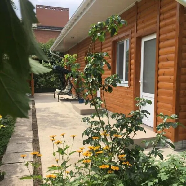 Дом, комнаты посуточно у моря, hotel v destinaci Illičivsk
