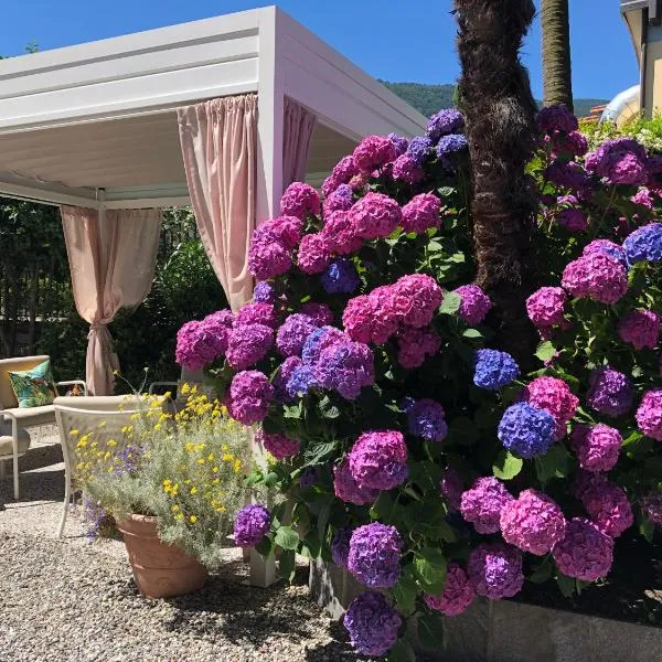 Hotel Antica Stallera, hotel v destinácii Cannobio