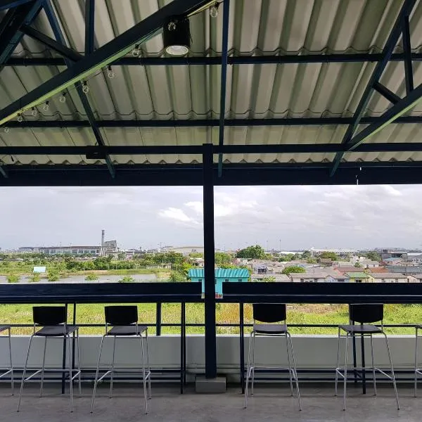 Yam Yen Hostel, hotel v Lat Krabangu
