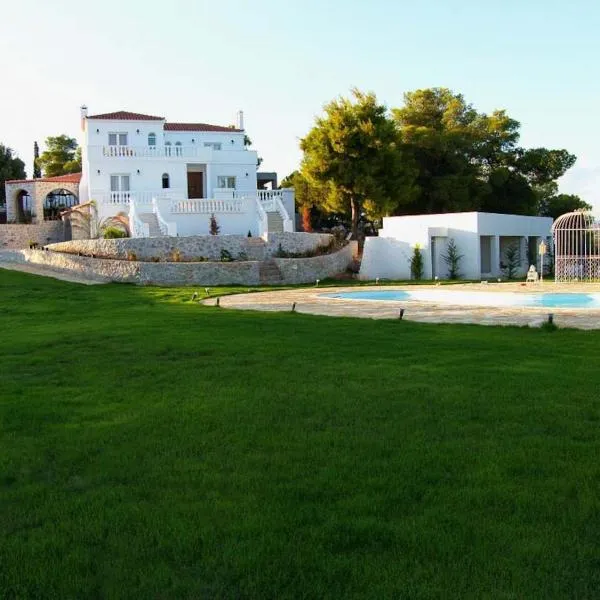 Ktima Nafsika - First-floor luxury apartment in majestic estate, Hotel in Rozaíika