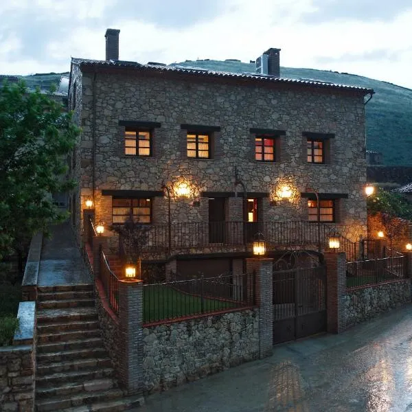 Casas Rurales Los Ánades, hotel in La Hortezuela de Océn