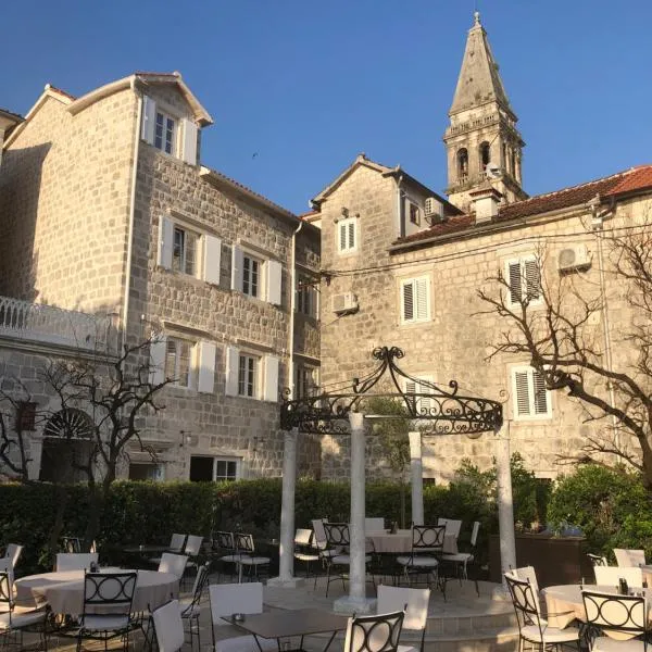 Heritage Hotel Leon Coronato, hotel in Perast