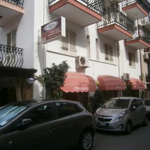 Pensione S. Antonio Ristorante Silvia, hotel v destinácii Furci Siculo