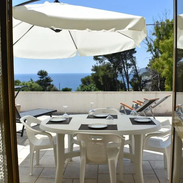 La terrazza sul mare - Marina di Novaglie, hotel i Alessano