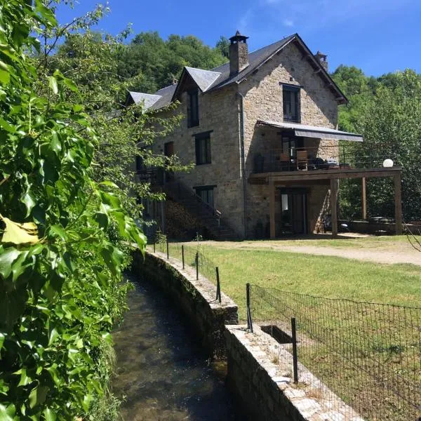 Au bord de l'eau, hotel en La Canourgue