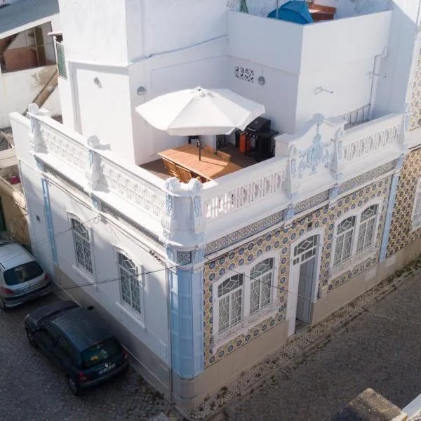 Casa das 3 Andorinhas, hotel v destinaci Olhão