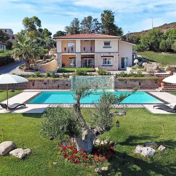 Villa Turquoise, готель у місті Magomadas