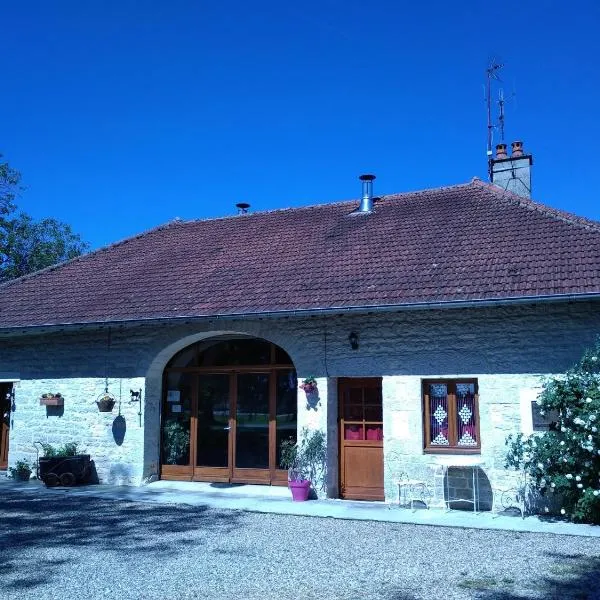 Che'Val d'Amour, hotel v destinaci Écleux