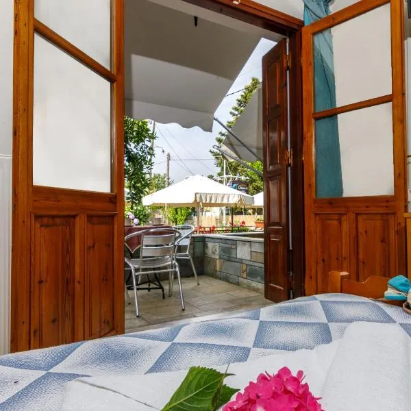Charoula, hotel v destinaci Platanias