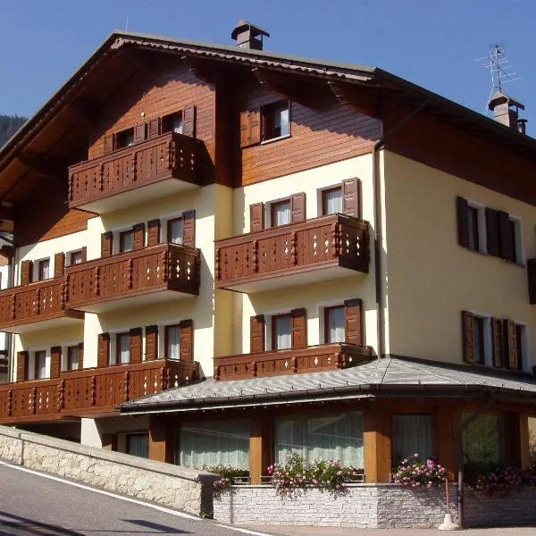 Residence Iris BeB, hotel u gradu Valdizoto