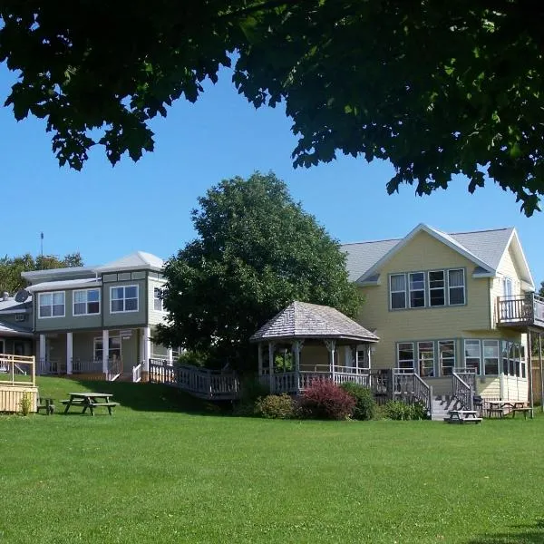 Bay Vista, hotel en North Rustico