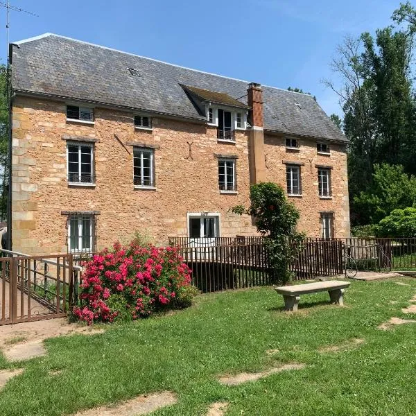 Le Moulin Bleu, khách sạn ở Dourdan