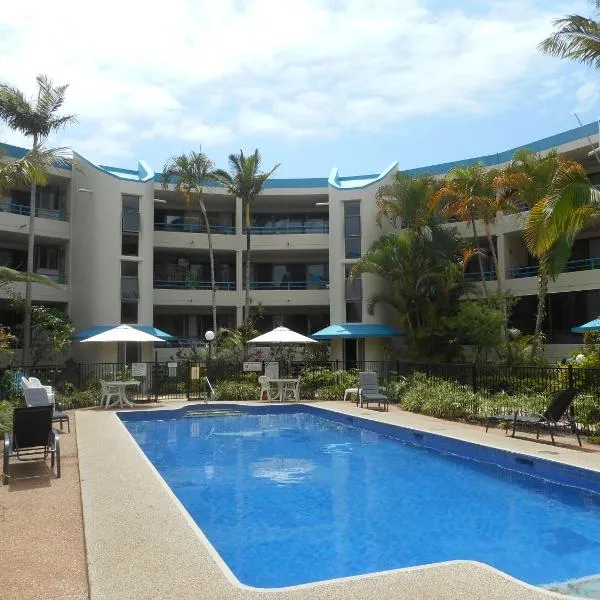 Placid Waters Holiday Apartments, hotel sa Bongaree