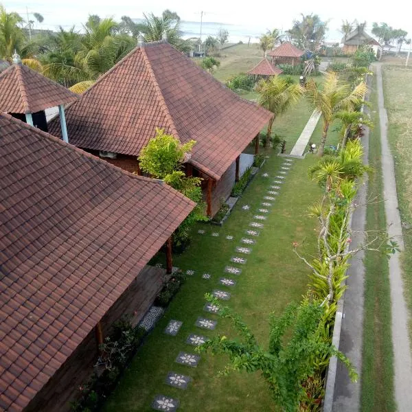 Emir Surfcamp, hotel en Pulukan