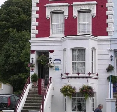Dover's Restover Guest House, hotel v destinaci Dover