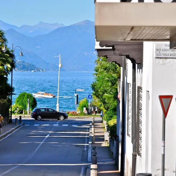Hotel Boston – hotel w mieście Stresa