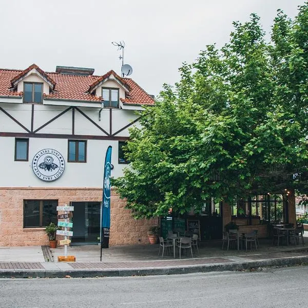 Latas Surf Lodge, отель в городе Лоредо