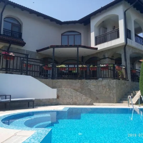 Къща за гости Мускат 2, hotel em Aheloy