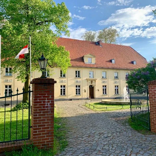 Schloss Diedersdorf, hotel in Ludwigsfelde