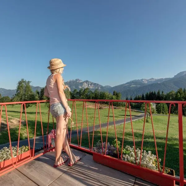 Tom's Jägerlodge, hotel v destinaci Jenig