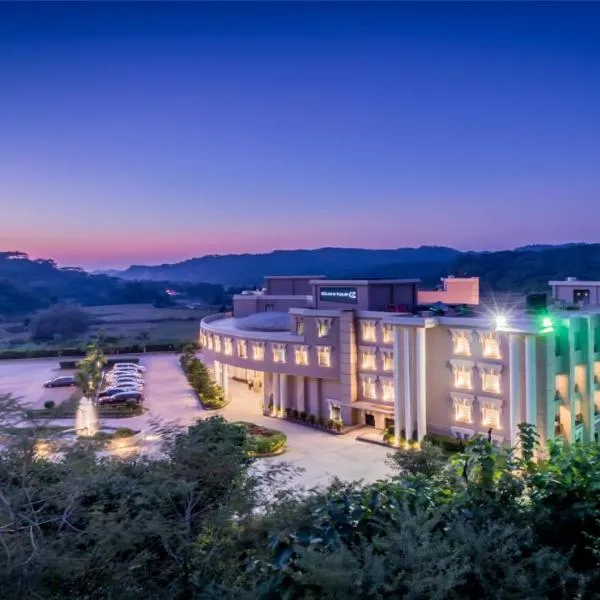 Golden Tulip Chandigarh, Panchkula, khách sạn ở Chandīgarh