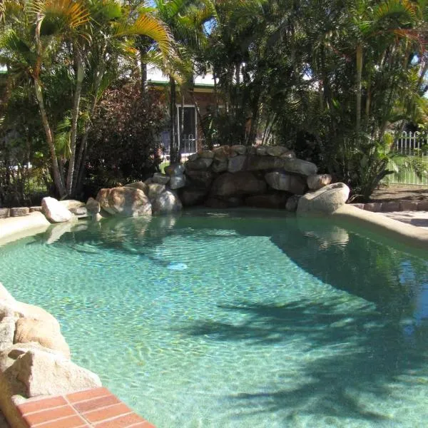 Heritage Lodge Motel, hotel in Charters Towers