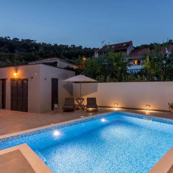 2NIGHTSTUDIOS, hôtel à Split