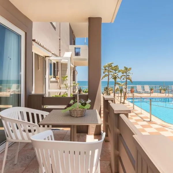 Girogiali beach hotel - Adults only, hotel en Stalós