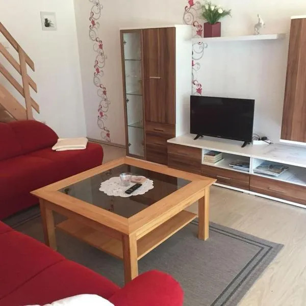 Ferienwohnung bi Klatt tu Hus, Hotel in Wremen