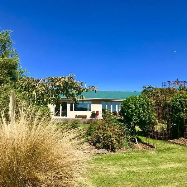 Southland Organic Farmstay, hotel v destinaci Invercargill