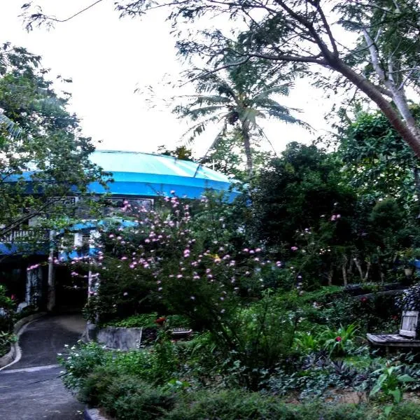 Mirisbiris Garden and Nature Center, hotel en Bacacay