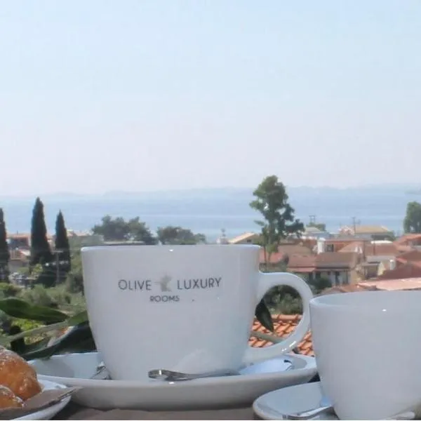 Olive Luxury Rooms, viešbutis mieste Ipsas