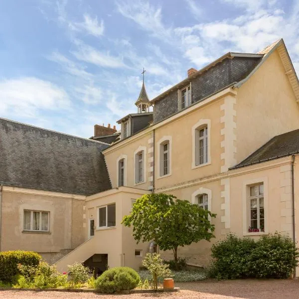 Hôtel Le Haut des Lys, hotel in Cheillé