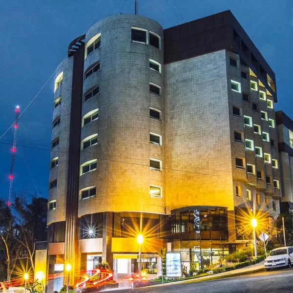 JF Grand Puebla, hotel en San Lorenzo Almecatla