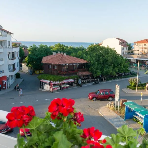 Hiora Apartments Vasiliko: Tsarevo şehrinde bir otel