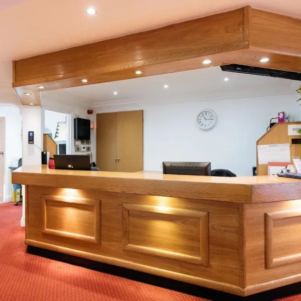 The Queens Hotel, hotel v destinaci Paignton