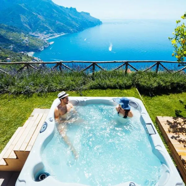 Sea View Villa in Ravello with lemon pergola, gardens and jacuzzi - Ideal for elopements, hotel in Ravello