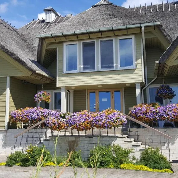 Altmõisa Guesthouse, hotell sihtkohas Tuuru