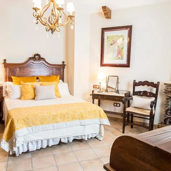 Mafloras Suites El Bosque – hotel w mieście El Bosque
