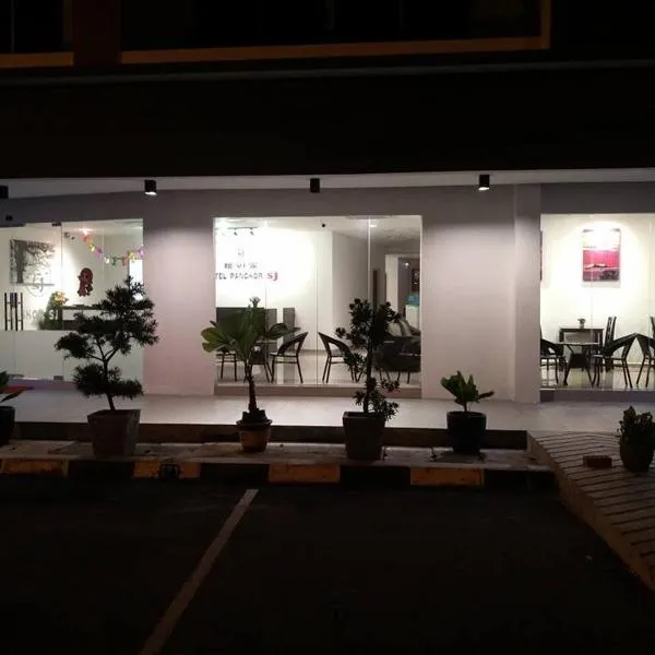 Hotel Pangkor SJ, хотел в Пангкор