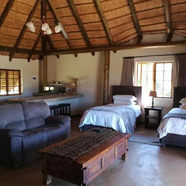 African Flair Country Lodge โรงแรมในPiet Retief