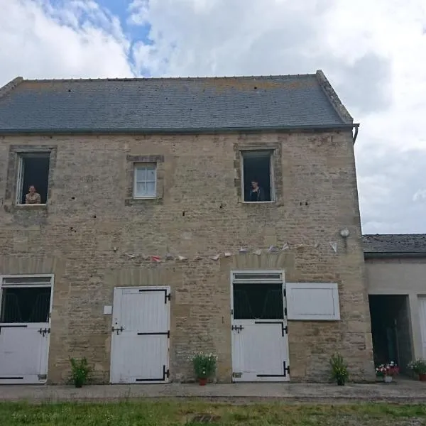 Boutons d'or, hotel in Tierceville