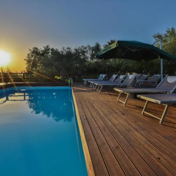 Al Lago Verde, hotel v destinaci Alia