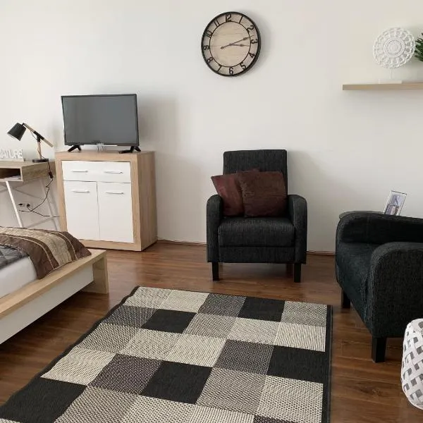 Liliom Apartman Pécs, отель в городе Pogány