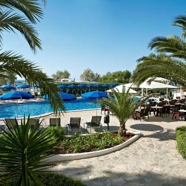 Universal Hotel Castell Royal, hotel in Canyamel