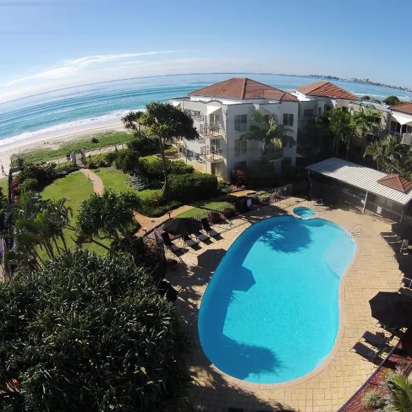 Golden Riviera Absolute Beachfront Resort, hotel in Fingal Head