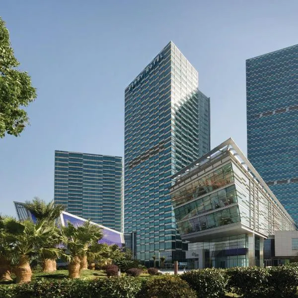 Kerry Hotel Pudong, Shanghai - Indoor Connecting to Shanghai New International Expo Centre, hotel em Xangai