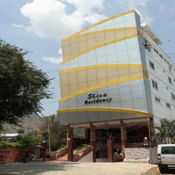 ํฐ๋ฃจ๋ฐ๋๋ง๋ผ์ด์ ์์นํ ํธํ
Shiva Residency just 500 meter girivalam road