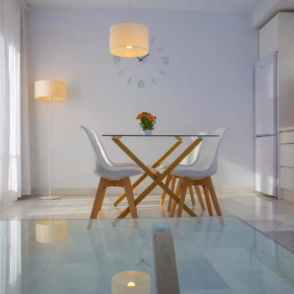 Viesnīca Apartamentos Domus con parking gratuito Granadā